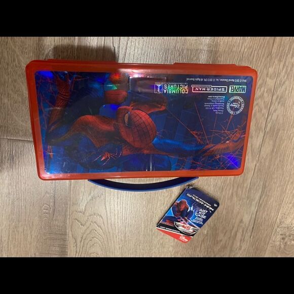 🎉1 hr sale🎉Disney Art kit Case - Picture 3 of 7